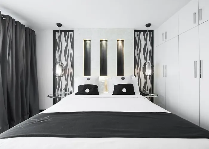 Y2 Residence Hotel Managed By Hii
